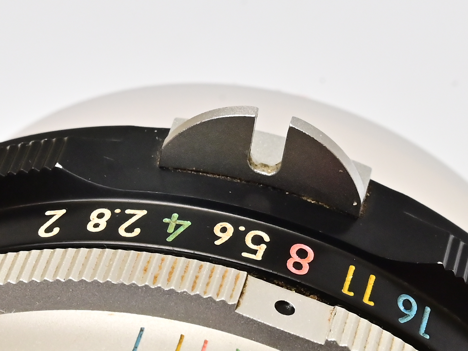 Nikon pre-AI lens